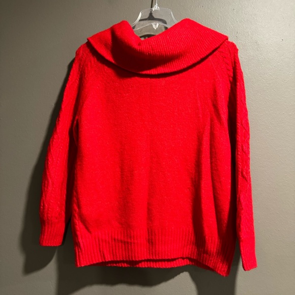H & M Wool Blend Cable Knit Oversized Sweater Size Small - Picture 2 of 9